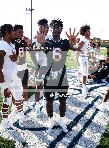 Thumbnail 3 in Polynesian Bowl (Team Mauka vs Team Makai) photogallery.