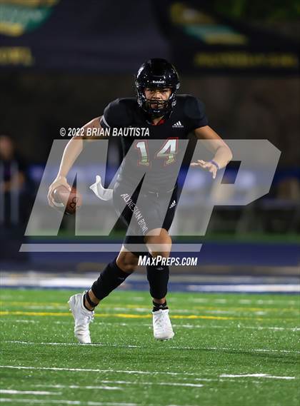 Thumbnail 2 in Polynesian Bowl (Team Mauka vs Team Makai) photogallery.