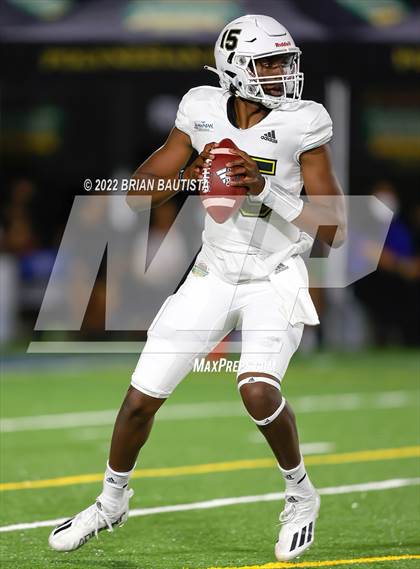 Thumbnail 2 in Polynesian Bowl (Team Mauka vs Team Makai) photogallery.