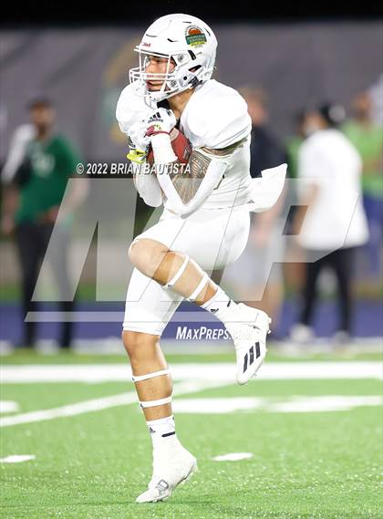 Thumbnail 2 in Polynesian Bowl (Team Mauka vs Team Makai) photogallery.