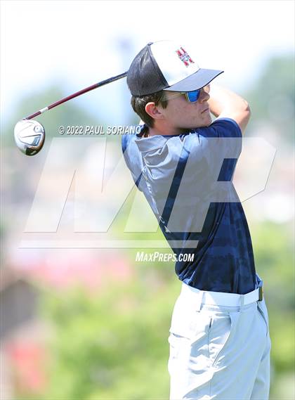 Thumbnail 1 in Continental League at Broken Tee photogallery.