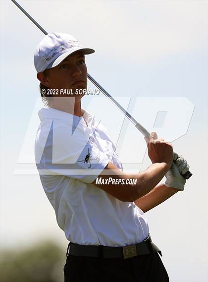 Thumbnail 1 in Continental League at Broken Tee photogallery.