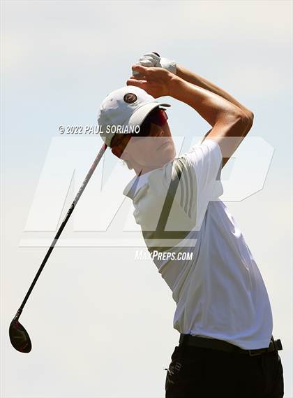 Thumbnail 3 in Continental League at Broken Tee photogallery.