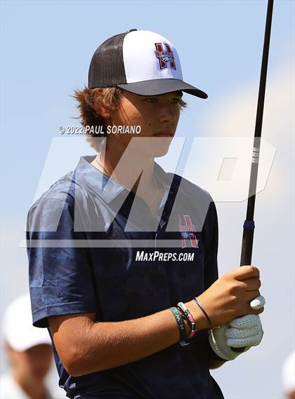 Thumbnail 1 in Continental League at Broken Tee photogallery.