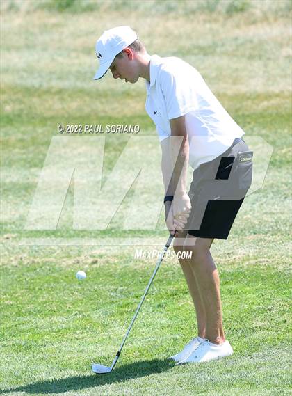 Thumbnail 1 in Continental League at Broken Tee photogallery.