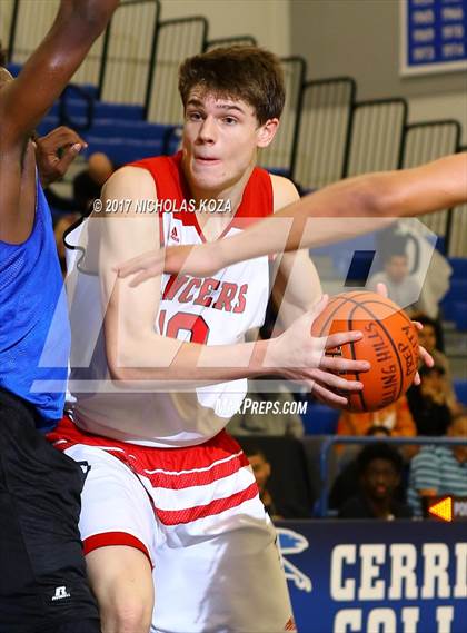 Thumbnail 3 in Sheldon vs. Orange Lutheran (Rolling Hills Prep State Preview) photogallery.