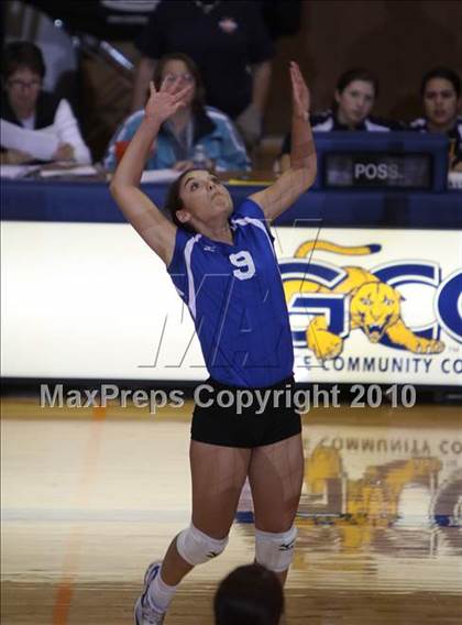 Thumbnail 3 in Frontier vs Webster Schroeder (NYSPHSAA Class AA Semifinal) photogallery.