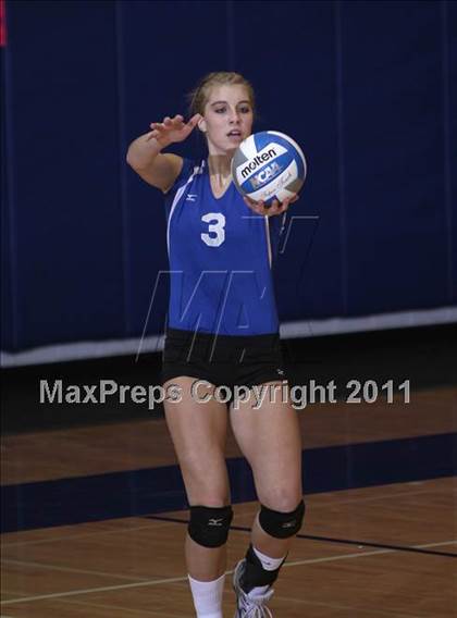 Thumbnail 2 in Frontier vs Webster Schroeder (NYSPHSAA Class AA Semifinal) photogallery.