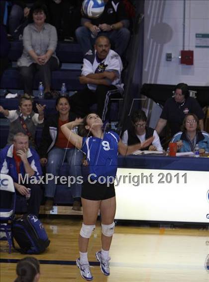 Thumbnail 2 in Frontier vs Webster Schroeder (NYSPHSAA Class AA Semifinal) photogallery.