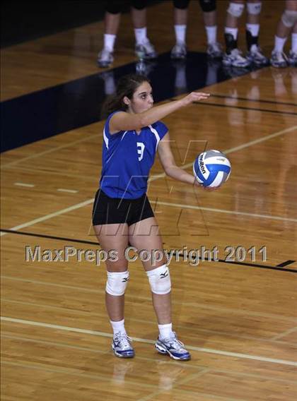 Thumbnail 2 in Frontier vs Webster Schroeder (NYSPHSAA Class AA Semifinal) photogallery.