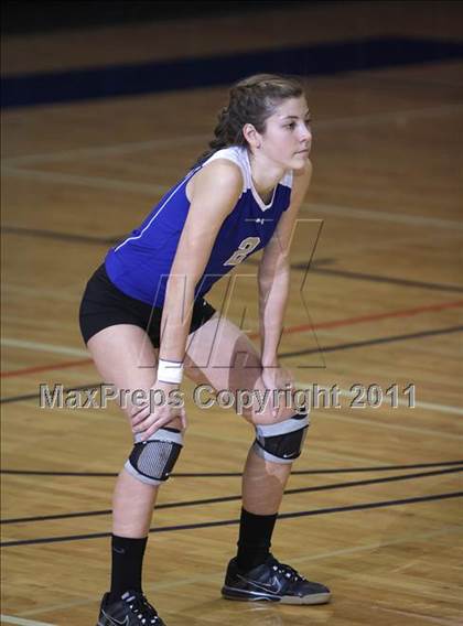 Thumbnail 2 in Frontier vs Webster Schroeder (NYSPHSAA Class AA Semifinal) photogallery.