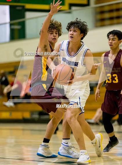 Thumbnail 2 in Simi Valley vs. Northridge Academy photogallery.