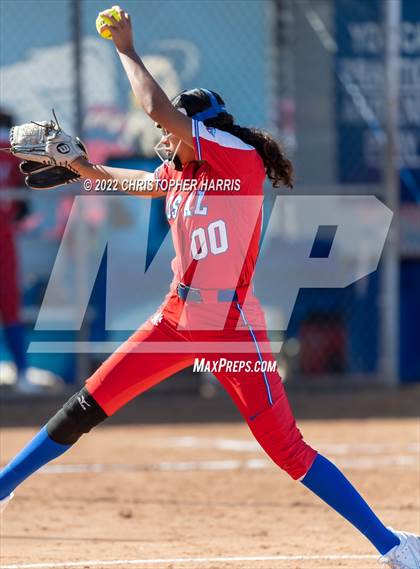 Thumbnail 1 in Mission vs Los Alamitos (Cypress Tournament) photogallery.