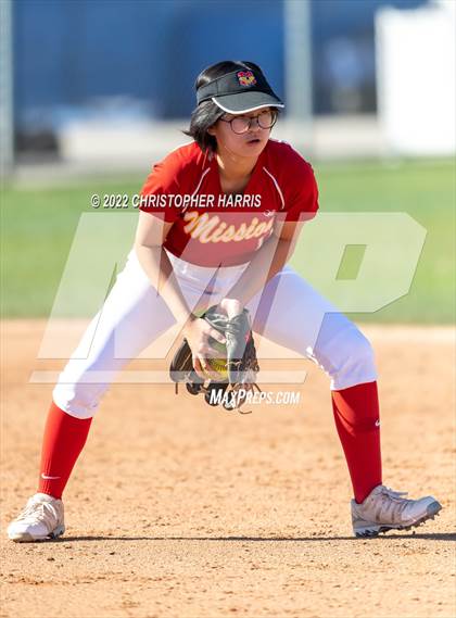 Thumbnail 1 in Mission vs Los Alamitos (Cypress Tournament) photogallery.