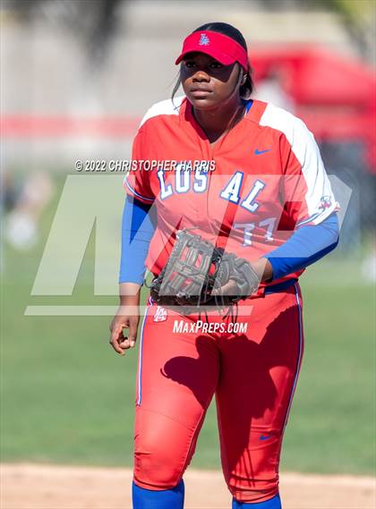 Thumbnail 3 in Mission vs Los Alamitos (Cypress Tournament) photogallery.