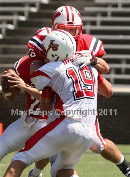 Thumbnail 3 in Lakota West vs. La Salle (Skyline Crosstown Showdown) photogallery.