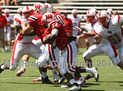Thumbnail 1 in Lakota West vs. La Salle (Skyline Crosstown Showdown) photogallery.