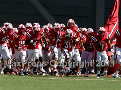 Thumbnail 1 in Lakota West vs. La Salle (Skyline Crosstown Showdown) photogallery.