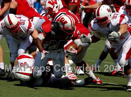 Thumbnail 1 in Lakota West vs. La Salle (Skyline Crosstown Showdown) photogallery.