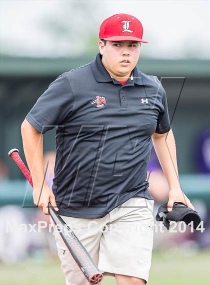 Thumbnail 2 in Hallsville vs. Mansfield Legacy (UIL 4A Regional Final Playoff) photogallery.