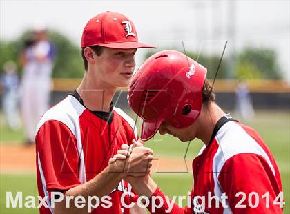 Thumbnail 3 in Hallsville vs. Mansfield Legacy (UIL 4A Regional Final Playoff) photogallery.