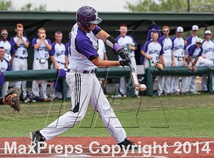 Thumbnail 1 in Hallsville vs. Mansfield Legacy (UIL 4A Regional Final Playoff) photogallery.
