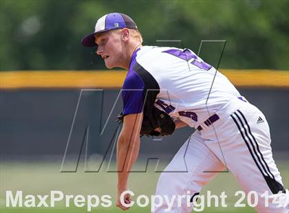 Thumbnail 3 in Hallsville vs. Mansfield Legacy (UIL 4A Regional Final Playoff) photogallery.