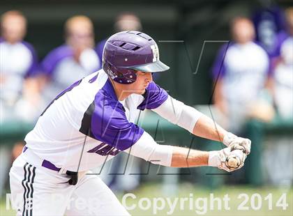 Thumbnail 2 in Hallsville vs. Mansfield Legacy (UIL 4A Regional Final Playoff) photogallery.