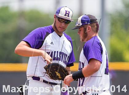 Thumbnail 3 in Hallsville vs. Mansfield Legacy (UIL 4A Regional Final Playoff) photogallery.