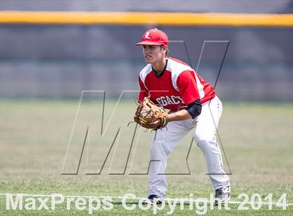 Thumbnail 3 in Hallsville vs. Mansfield Legacy (UIL 4A Regional Final Playoff) photogallery.