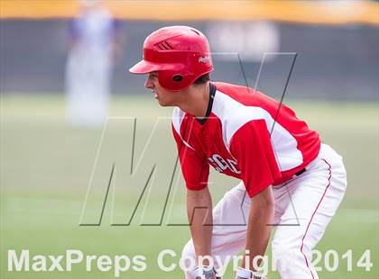 Thumbnail 2 in Hallsville vs. Mansfield Legacy (UIL 4A Regional Final Playoff) photogallery.