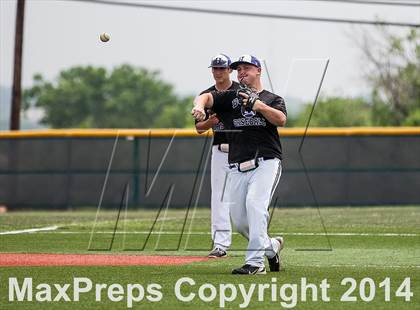 Thumbnail 1 in Hallsville vs. Mansfield Legacy (UIL 4A Regional Final Playoff) photogallery.
