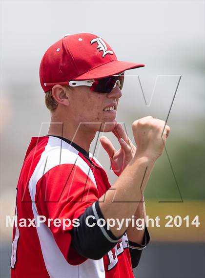 Thumbnail 3 in Hallsville vs. Mansfield Legacy (UIL 4A Regional Final Playoff) photogallery.