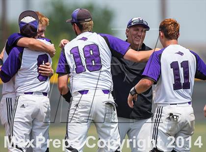 Thumbnail 3 in Hallsville vs. Mansfield Legacy (UIL 4A Regional Final Playoff) photogallery.