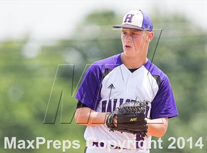 Thumbnail 3 in Hallsville vs. Mansfield Legacy (UIL 4A Regional Final Playoff) photogallery.