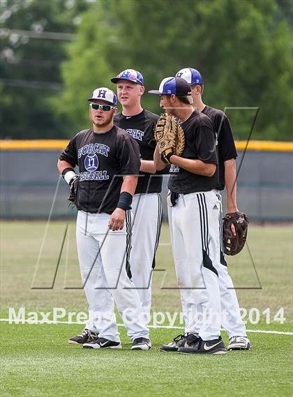 Thumbnail 2 in Hallsville vs. Mansfield Legacy (UIL 4A Regional Final Playoff) photogallery.