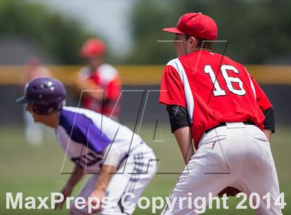 Thumbnail 3 in Hallsville vs. Mansfield Legacy (UIL 4A Regional Final Playoff) photogallery.