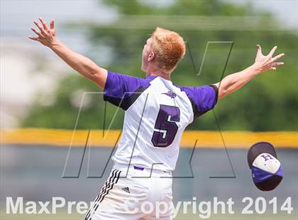 Thumbnail 3 in Hallsville vs. Mansfield Legacy (UIL 4A Regional Final Playoff) photogallery.