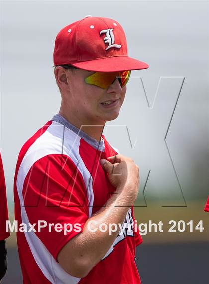 Thumbnail 1 in Hallsville vs. Mansfield Legacy (UIL 4A Regional Final Playoff) photogallery.