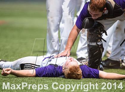 Thumbnail 2 in Hallsville vs. Mansfield Legacy (UIL 4A Regional Final Playoff) photogallery.