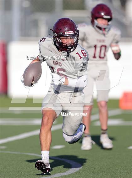 Thumbnail 1 in Harker Heights @ Dripping Springs (Freshman Gray) photogallery.