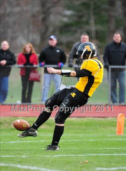 Thumbnail 1 in Amity Regional @ North Haven photogallery.
