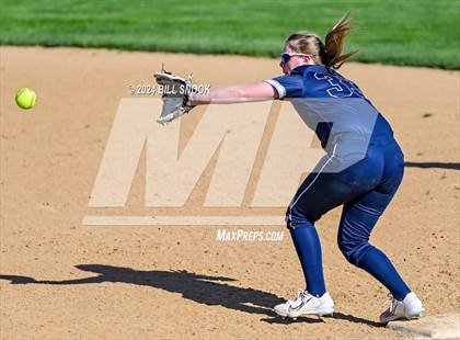 Thumbnail 2 in Reading @ Conrad Weiser photogallery.