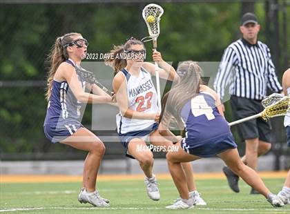 Thumbnail 2 in Bayport-Blue Point vs. Manhasset (Class C Long Island Final) photogallery.