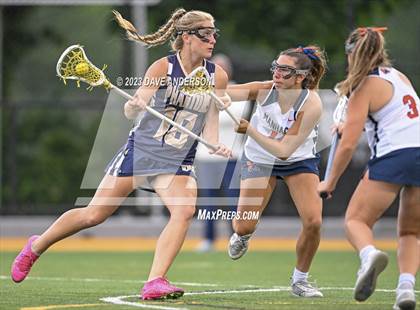 Thumbnail 3 in Bayport-Blue Point vs. Manhasset (Class C Long Island Final) photogallery.
