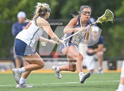 Thumbnail 1 in Bayport-Blue Point vs. Manhasset (Class C Long Island Final) photogallery.