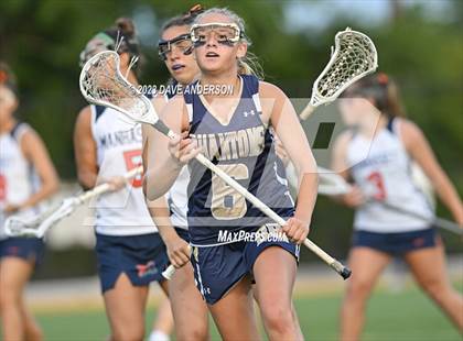 Thumbnail 1 in Bayport-Blue Point vs. Manhasset (Class C Long Island Final) photogallery.