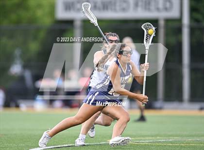 Thumbnail 2 in Bayport-Blue Point vs. Manhasset (Class C Long Island Final) photogallery.
