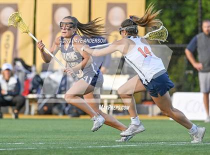 Thumbnail 2 in Bayport-Blue Point vs. Manhasset (Class C Long Island Final) photogallery.
