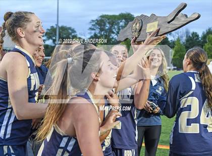 Thumbnail 1 in Bayport-Blue Point vs. Manhasset (Class C Long Island Final) photogallery.